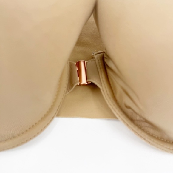 Seamless Tan Bra - Picture 3 of 6